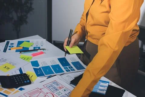 Team of UI UX web designer are working together to develop mobile responsiv.. Foto stock