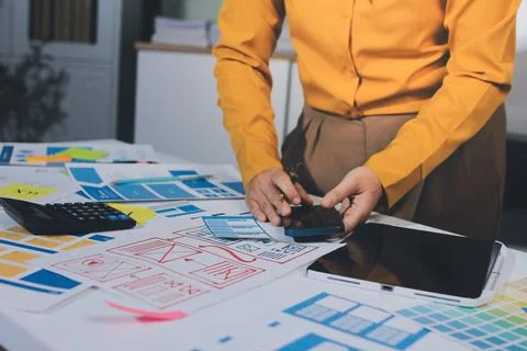 Team of UI UX web designer are working together to develop mobile responsiv.. Foto stock