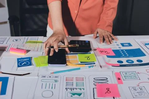 Team of UI UX web designer are working together to develop mobile responsiv.. Foto stock