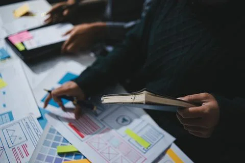 Team of UI UX web designer are working together to develop mobile responsiv.. Foto stock