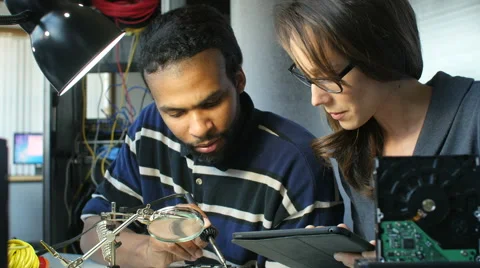 Team works on a project 動画素材 49643405