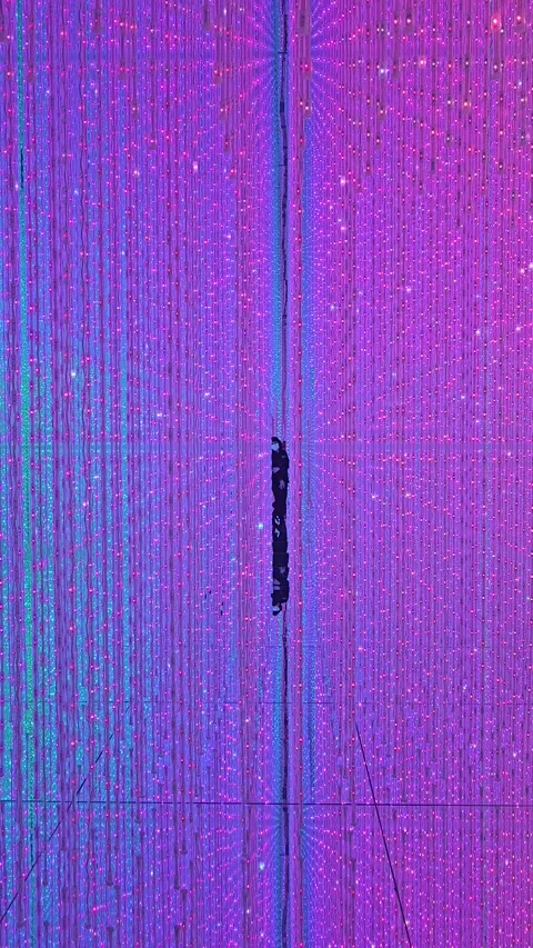 Teamlabs - Infinite Crystal Showcase - Vertical Video 스톡 동영상 276502025