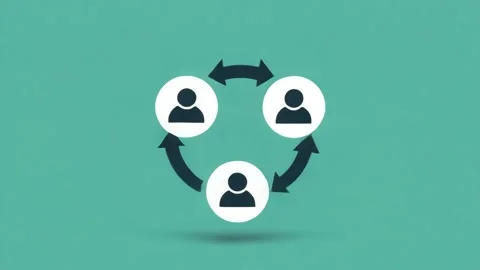 Teamwork collaboration cycle connecting people icons with arrows on teal ba.. Video stock 320767960