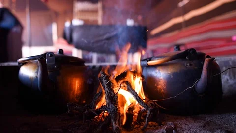 Teapots on fire Video stock 128798805