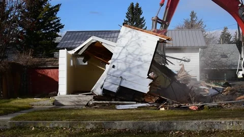 Tearing down a house Stock Footage 171191118