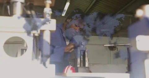 Tech checking reaching inserting rod into clamp turning lever and aligning in Vídeos de archivo 331085384