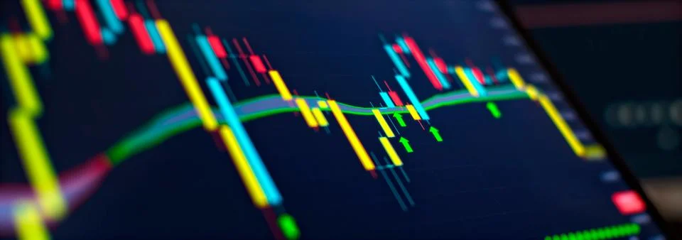 Technical price graph and indicator, red and green candlestick chart on blu.. Foto stock
