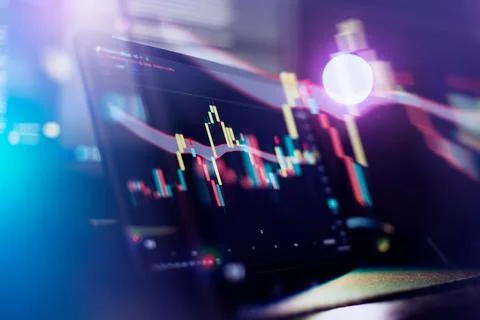 Technical price graph and indicator, red and green candlestick chart on blue  Foto stock