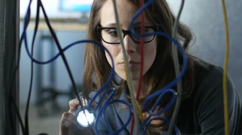 Technician working on servers Vídeo Stock 49644743