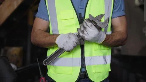 The technician working in the train garage 스톡 동영상 236991763