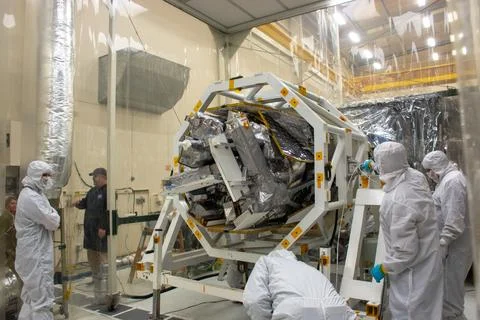 Technicians attach NASA's Ionospheric Connection Explorer (ICON) to the Nor.. 写真素材