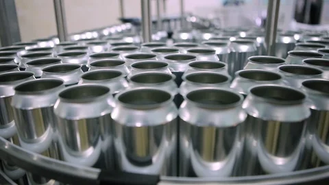 Technological line for bottling of beer in brewery. Empty aluminum beer cans are 스톡 동영상 129306043