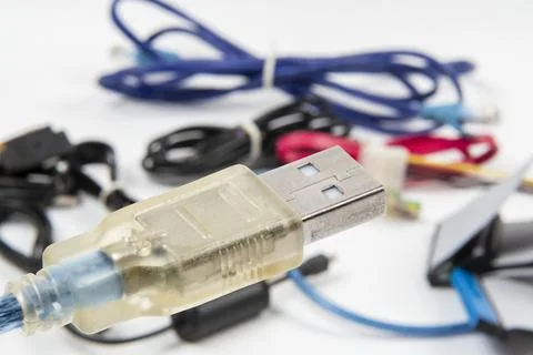 Technological waste that remains in residence as computer cables Foto stock