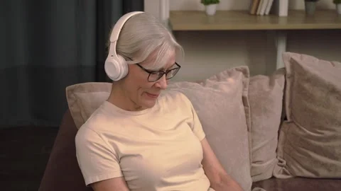 Technology connection communication Stock Footage 302745009