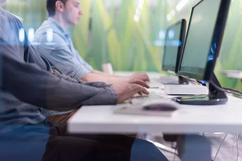 Technology students group working in computer lab school classroom technol... Foto stock