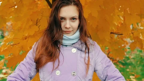 Technology, virtual reality, entertainment and people concept - Girl give Stock Footage 81111539