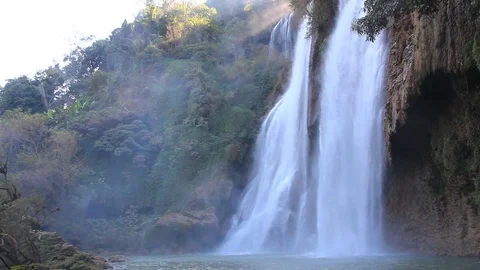 Tee Lor Su waterfall,Thailand 库存影片 85965751
