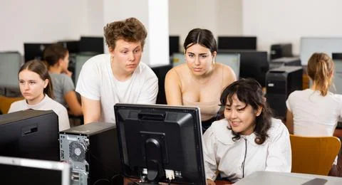 Teenagers using computer during computer science lesson 스톡 사진