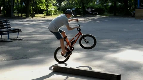 Teens on BMX bikes Stock Footage 133470656