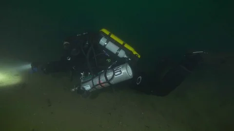 Tek diver, Side medium travelling shot, Clip 4 of 4 Stock Footage 82708694