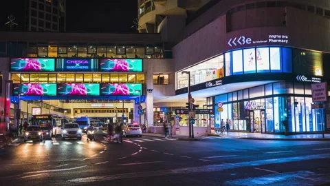Tel Aviv Dizengoff mall hyper lapse timelapse 4k footage, Israel  Video stock 197497340