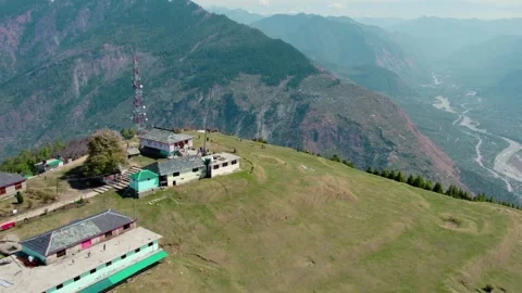 Telecom Tower in Mountains Representing 5G Network and Future Connectivity 库存影片 332711738