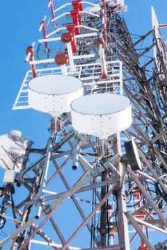 Telecommunication network repeaters, base transceiver station. Tower wireless Foto stock