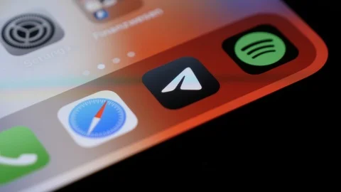 Telegram notification counter over the app icon, macro shot. New 스톡 동영상 124062303