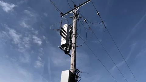 Telegraph pole in the UK Vidéo 287081376