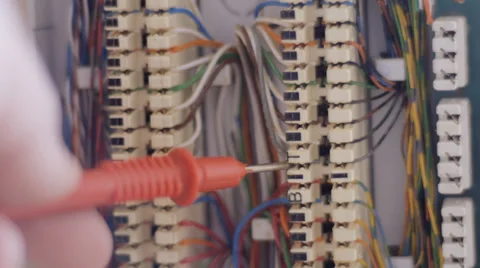 Telephone engineer checking lines Stock Footage 33911232