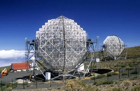 Teleskope, La Palma Die beiden MAGIC Teleskope zur Erforschung der Gammast... Stock Photos