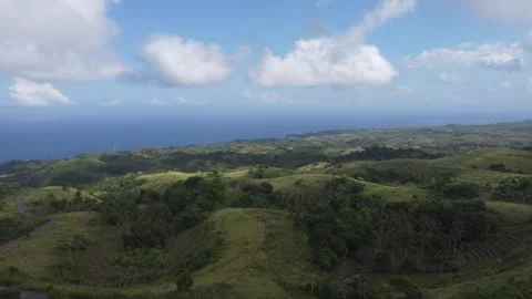 Teletubbies Hill hover wide Vídeo Stock 329893471