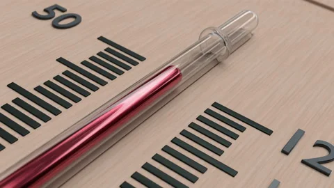 Temperature decrease in wooden thermometer. 库存影片 119586986