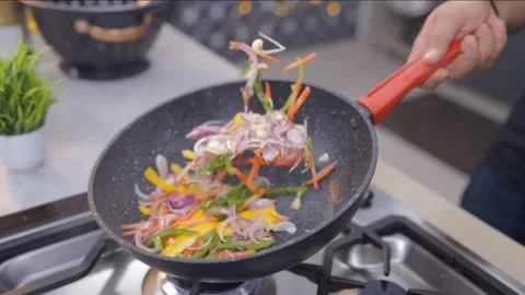 Tempering vegetables 4k shot Stock-Footage 206030653