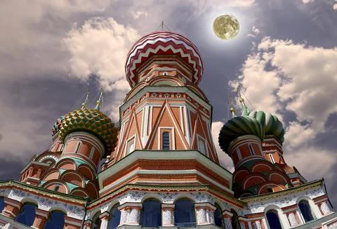 Temple of Basil the Blessed, Red Square, Moscow, Russia. With supermoon Stock Photos