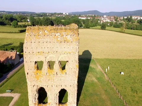 Temple de Janus, gaul temple in Autun Video stock 78993089