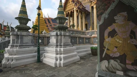 The temple of the Emerald Buddha or Wat Phra Si Rattana Satsadaram, The most  Stock Footage 132391397
