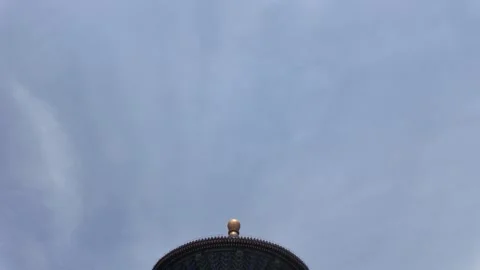 Temple Of Heaven Pan Down Reveal Vídeos de archivo 336622049