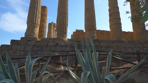 Temple of Juno at the Valley of the Temples, Agrigento 스톡 동영상 326302355