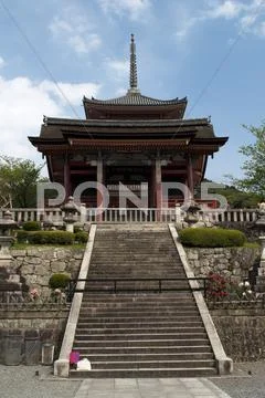 Temple at Kiyomizu-dera in Kyoto. Stock Photos