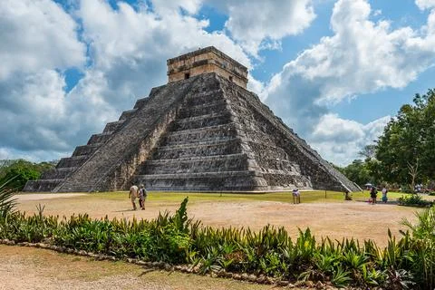 Temple of Kukulcan in Chichen Itza Stock Photos