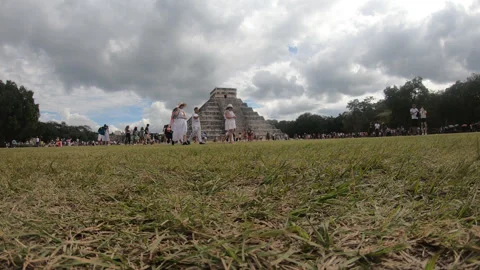 Temple of Kukulcan (El Castillo) Chichen Itza archeological site Yucatan, Mexico Stock Footage 252765379