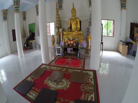 In the temple near the Buddhas Video stock 72519357