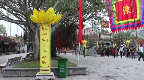 Temple scenery, nature scenes, flag (cảnh chùa Stock Footage 47455946