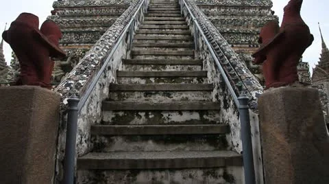 Temple in thailand Video stock 10728653