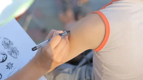 Temporary tattoo Video stock 63005029