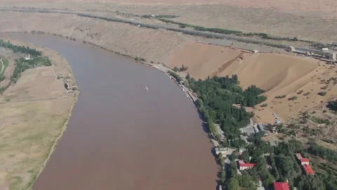Tengger desert on a background of Yellow river Huang He, Shapotou district 動画素材 218642501