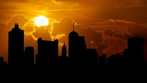 Tennessee: Memphis Skyline at Sunset, Time Lapse with Red Sun and Fiery Sky Stock Footage 250413030
