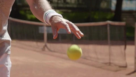 Bounce go the tennis balls….and not only them (videos+photos)