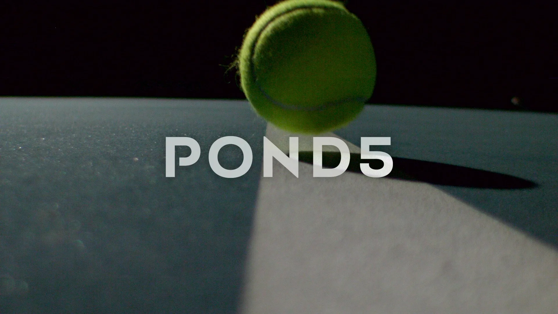 Bounce go the tennis balls….and not only them (videos+photos